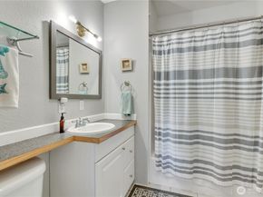 31430 52nd Avenue S, Auburn WA 98001