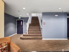 8745 Greenwood Avenue N 207, Seattle WA 98103