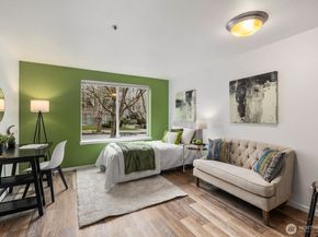 8745 Greenwood Avenue N 207, Seattle WA 98103