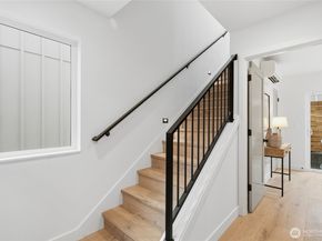 6513 19th Avenue NW, Seattle WA 98117