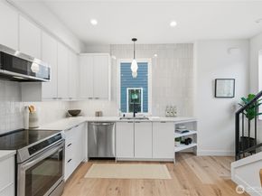 6513 19th Avenue NW, Seattle WA 98117