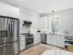 6513 19th Avenue NW, Seattle WA 98117