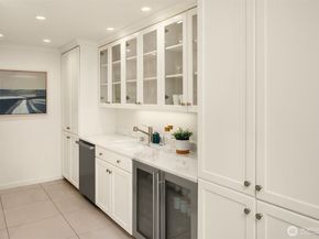 453 McGilvra Boulevard E, Seattle WA 98112