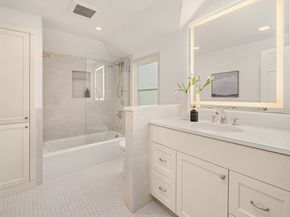 453 McGilvra Boulevard E, Seattle WA 98112