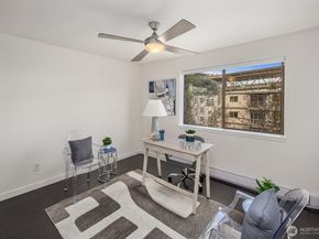 3905 4th Avenue NE 301, Seattle WA 98105