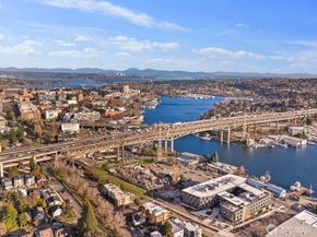 3905 4th Avenue NE 301, Seattle WA 98105