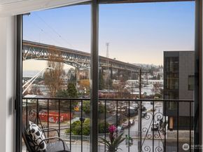 3905 4th Avenue NE 301, Seattle WA 98105