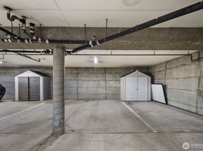 3905 4th Avenue NE 301, Seattle WA 98105