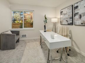 105 NW 39th Street D, Seattle WA 98107