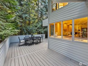 13619 NE 28th St, Bellevue WA 98005