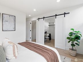 2012 Fairview Avenue E B, Seattle WA 98102