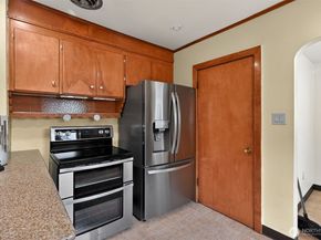 2004 30th Avenue S, Seattle WA 98144