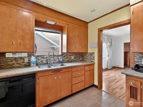 2004 30th Avenue S, Seattle WA 98144