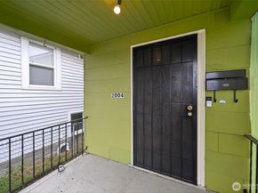 2004 30th Avenue S, Seattle WA 98144