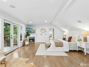 12506 Holmes Point Drive NE, Kirkland WA 98034