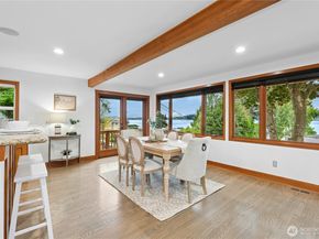 12506 Holmes Point Drive NE, Kirkland WA 98034