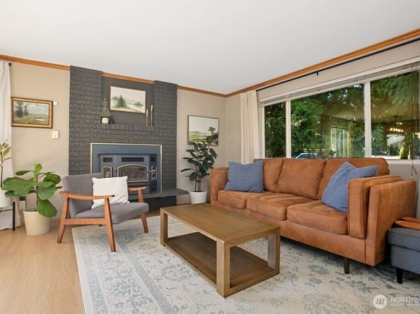 19911 34th Drive SE, Bothell WA 98012