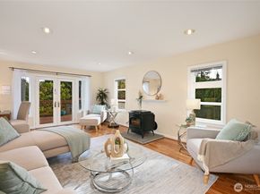 12019 B 25th Avenue NE, Seattle WA 98125