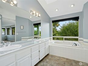 15102 93rd Place NE, Bothell WA 98011