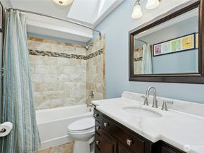 15102 93rd Place NE, Bothell WA 98011