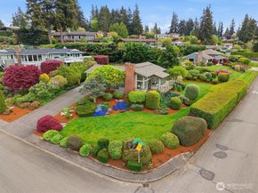 911 S 294th Place, Federal Way WA 98003
