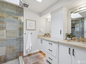 911 S 294th Place, Federal Way WA 98003