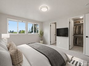 911 S 294th Place, Federal Way WA 98003