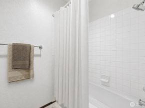 911 S 294th Place, Federal Way WA 98003