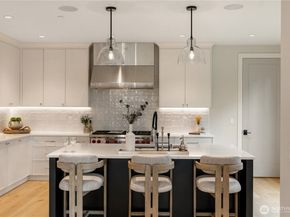 12811 SE 44th Place, Bellevue WA 98006