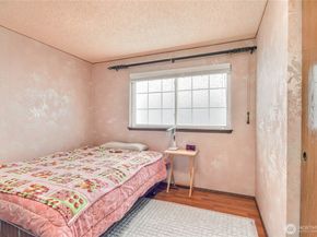 517 SW 324th St, Federal Way WA 98023