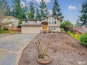517 SW 324th St, Federal Way WA 98023