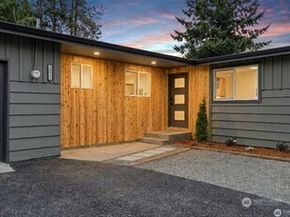 30041 14th Avenue S, Federal Way WA 98003