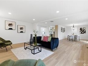 30041 14th Avenue S, Federal Way WA 98003