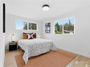 30041 14th Avenue S, Federal Way WA 98003