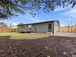 30041 14th Avenue S, Federal Way WA 98003