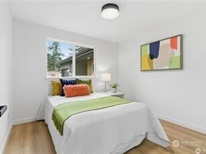 30041 14th Avenue S, Federal Way WA 98003