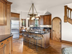 4725 W Mercer Way, Mercer Island WA 98040