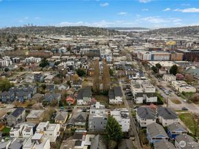 1142 NW 59th Street B, Seattle WA 98107