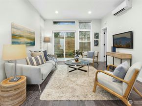 1142 NW 59th Street B, Seattle WA 98107