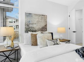 1142 NW 59th Street B, Seattle WA 98107