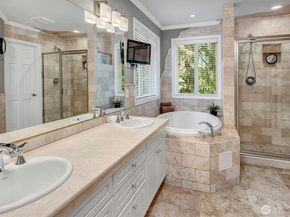 10523 NE 118th Lane, Kirkland WA 98034