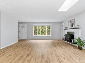 9010 Wyvern Drive SE, Port Orchard WA 98367