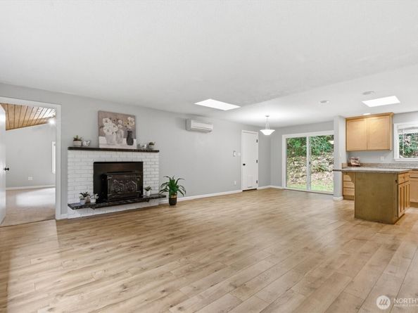 9010 Wyvern Drive SE, Port Orchard WA 98367