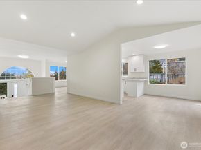 422 E Titus, Kent WA 98030