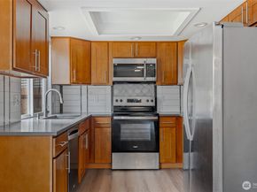 5909 Glenwood Avenue, Everett WA 98203