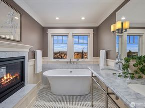 426 Smith Street, Seattle WA 98109