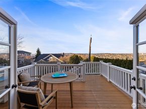 426 Smith Street, Seattle WA 98109