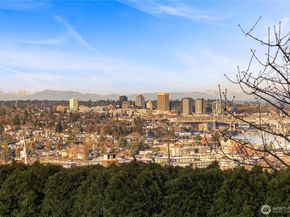 426 Smith Street, Seattle WA 98109