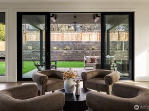 5808 Lakeview Drive, Kirkland WA 98033