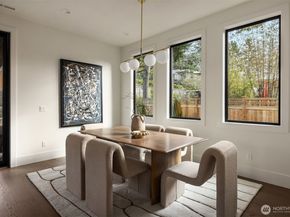 5808 Lakeview Drive, Kirkland WA 98033